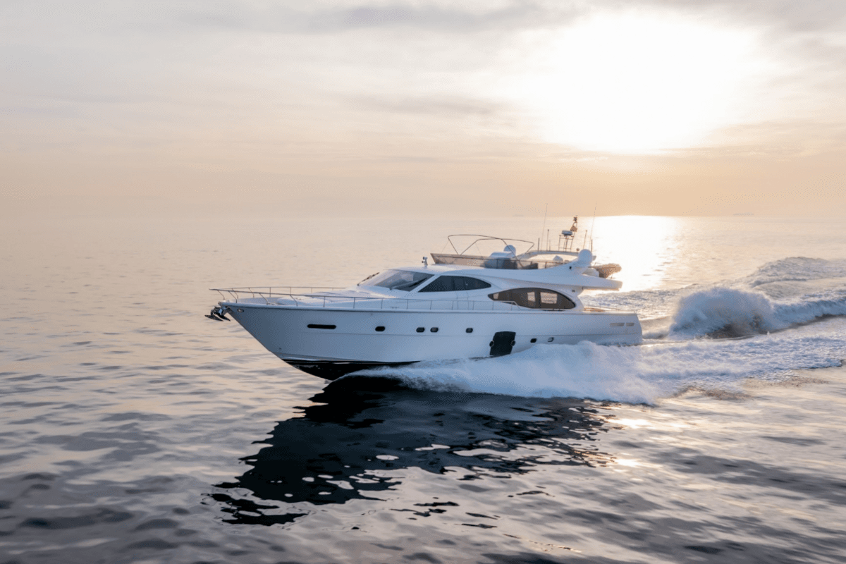 2009 Ferretti 780 — photo 2