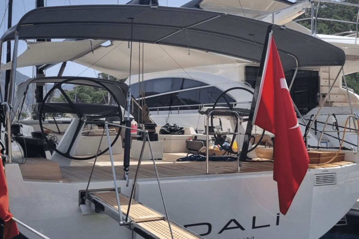 2021 Solaris 64 RS — photo 5