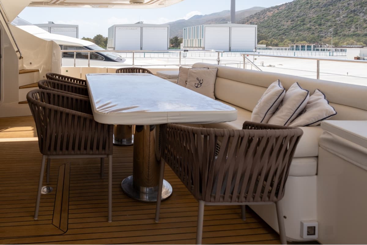 BLEU BLANC — 2009 Ferretti Custom Line 97 — fotoğraf 5