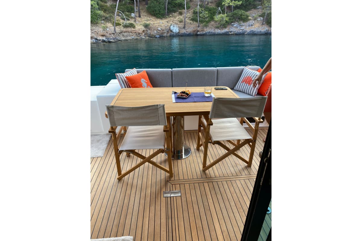 2013 Fairline Squadron 58 — photo 3
