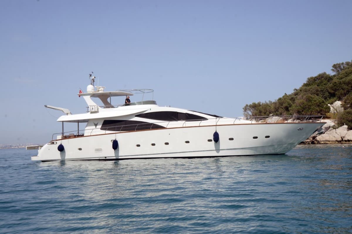 CLARA — 2007 CMB Yachts Custom — fotoğraf 4