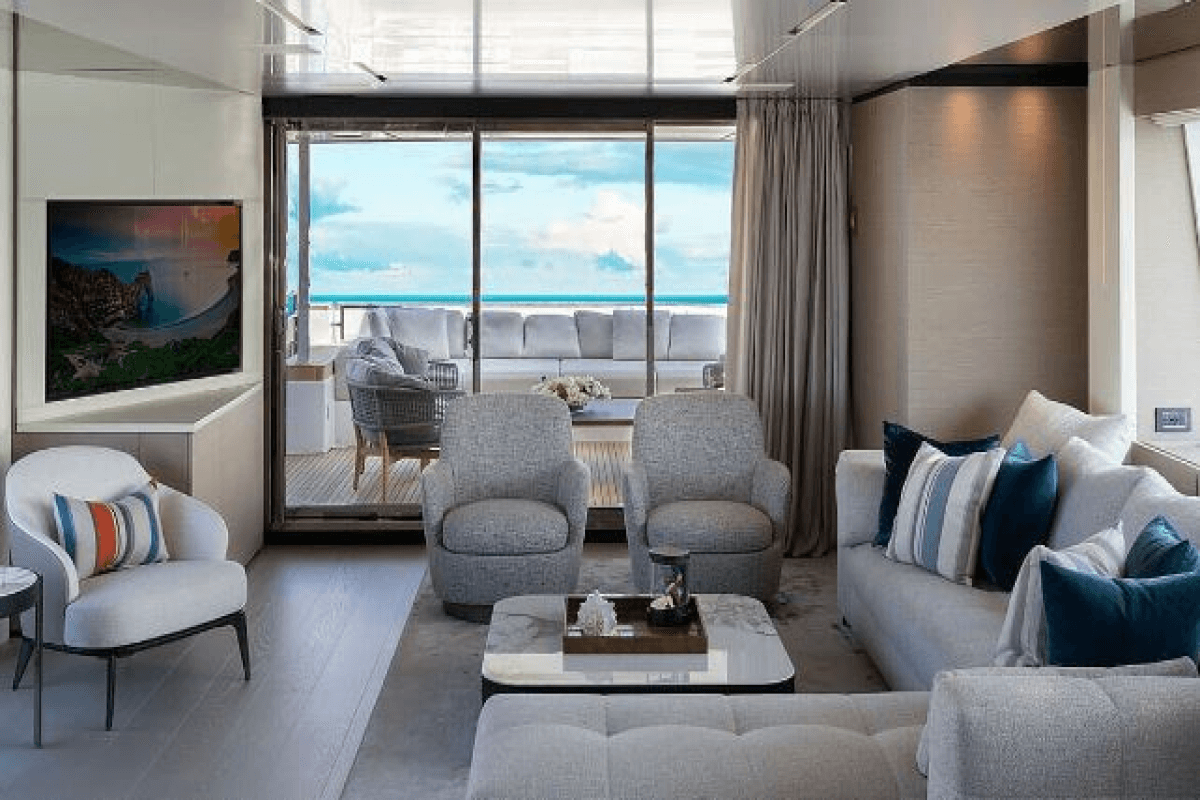ADELIA — 2021 Ferretti Custom Line Navetta 33 — fotoğraf 3