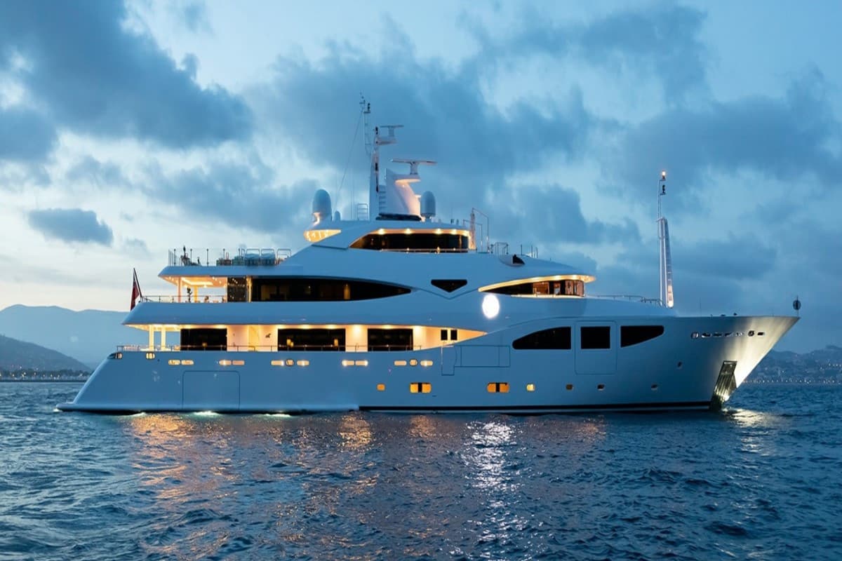 AIFER — 2011 CRN 60 M — photo 3