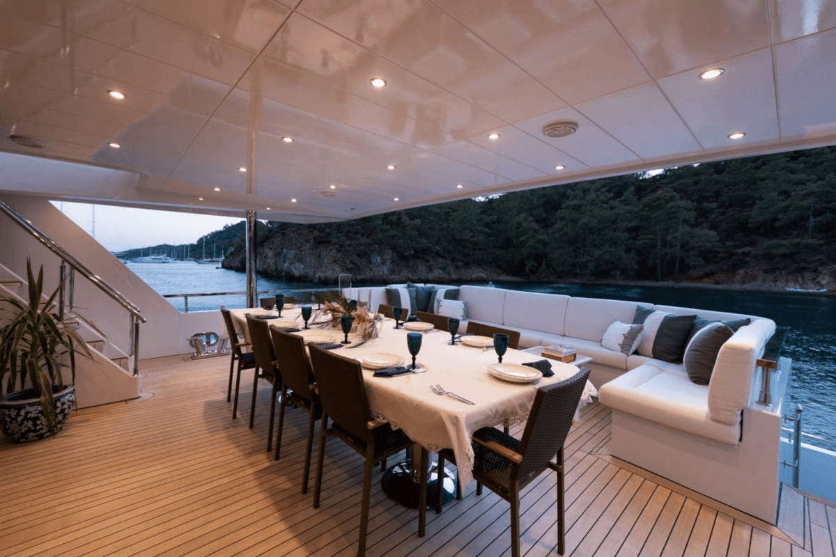 ADAMARIS — 2010 Custom Built 42 M — fotoğraf 4