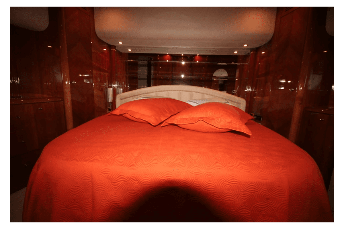 NİSAN — 2005 Azimut 85 — photo 3