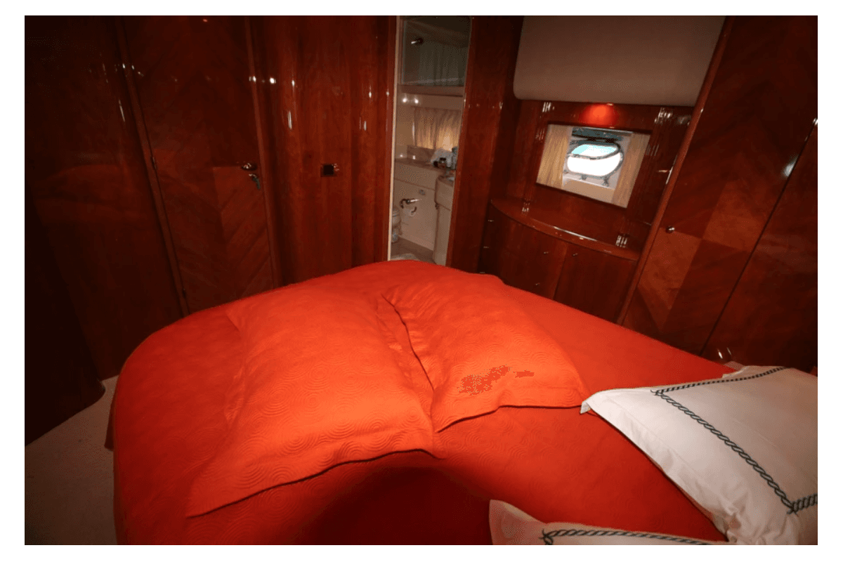 NİSAN — 2005 Azimut 85 — photo 4