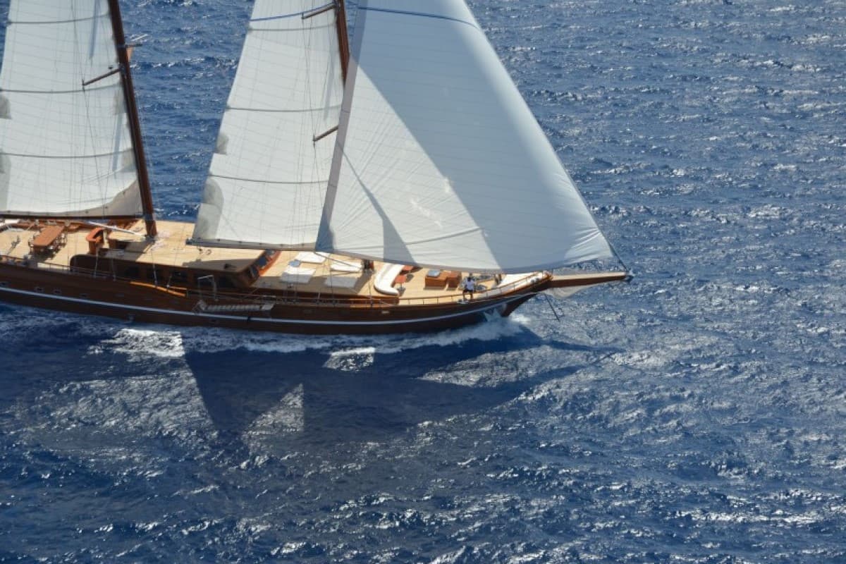 ÇAKIR YILDIZ — 2014 East Yachting 43M — photo 2