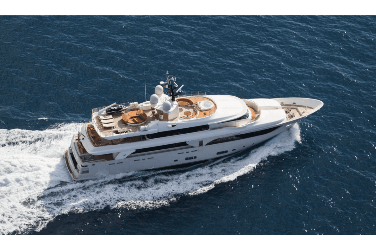 POLARIS — 2010 CRN 43 — photo 2
