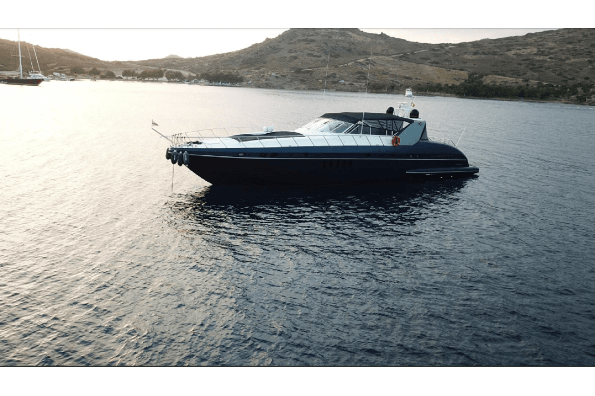 2003 Mangusta 80 — fotoğraf 1