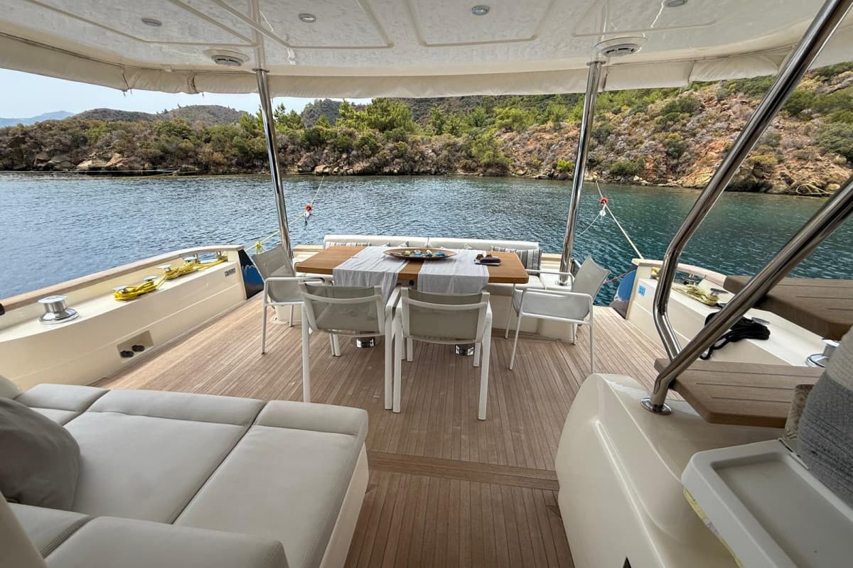 2015 Apreamare Maestro 66 — photo 5