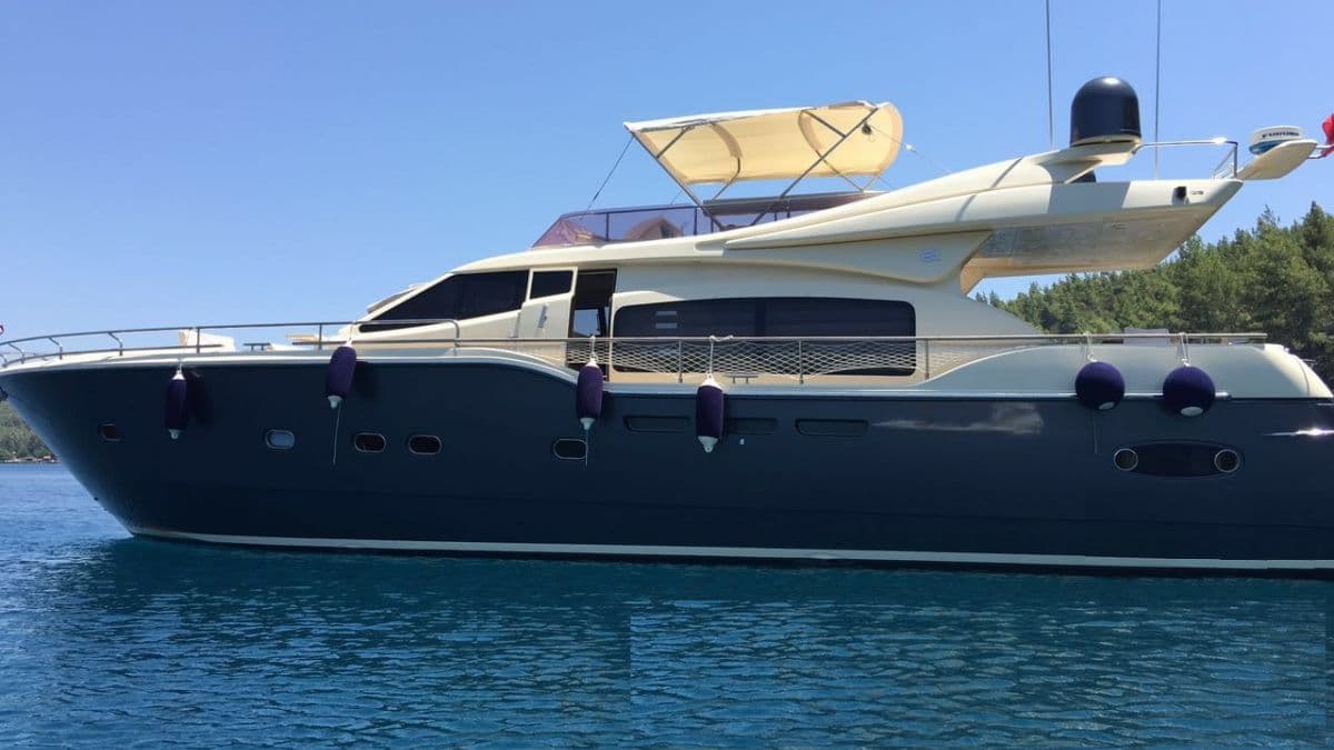 2006 Ferretti 690 FLY — fotoğraf 2