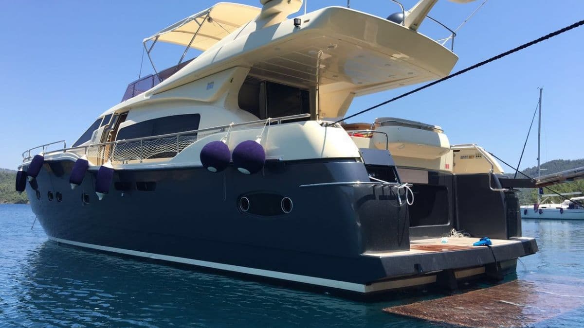 2006 Ferretti 690 FLY — fotoğraf 3