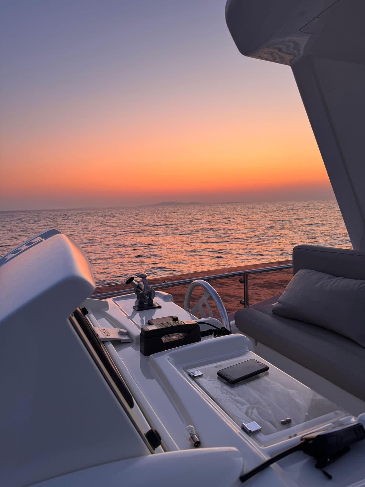 BLISS — 2011 Ferretti 720 — photo 4
