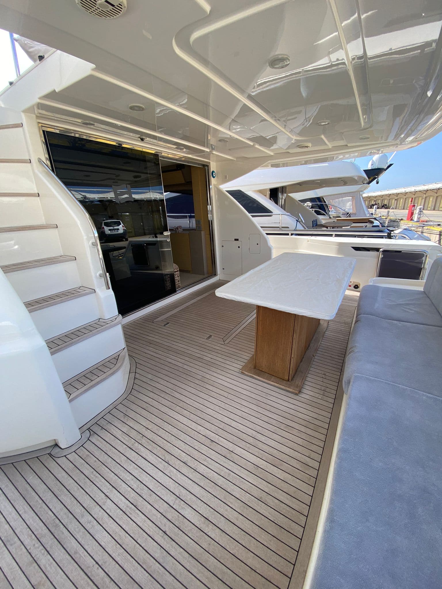 2013 Ferretti 720 — fotoğraf 3