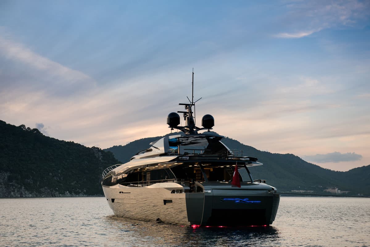 FX — Peri Yacht