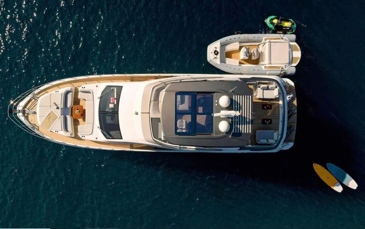 Concord's 6 — 2021 Azimut 78 — photo 3