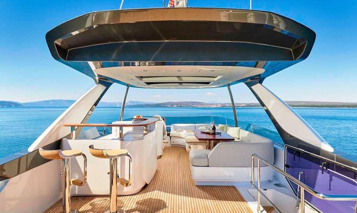 Concord's 6 — 2021 Azimut 78 — photo 4