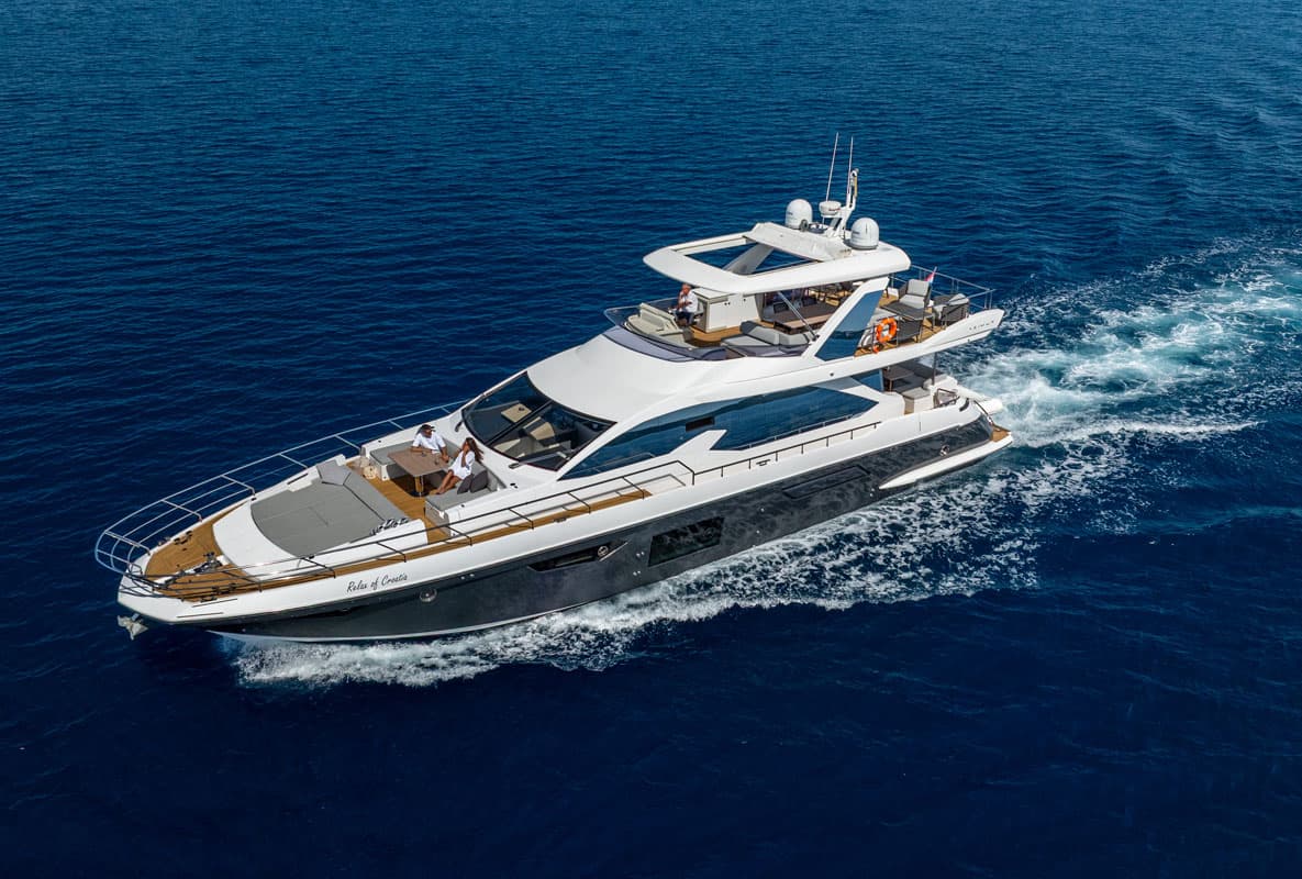 Relax of Croatia — 2017 Azimut