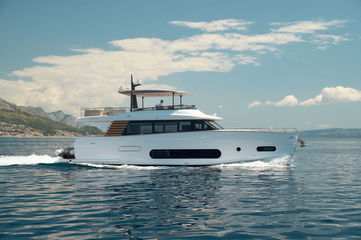 PRINCESS M — 2025 Azimut Magellano 66 — photo 3