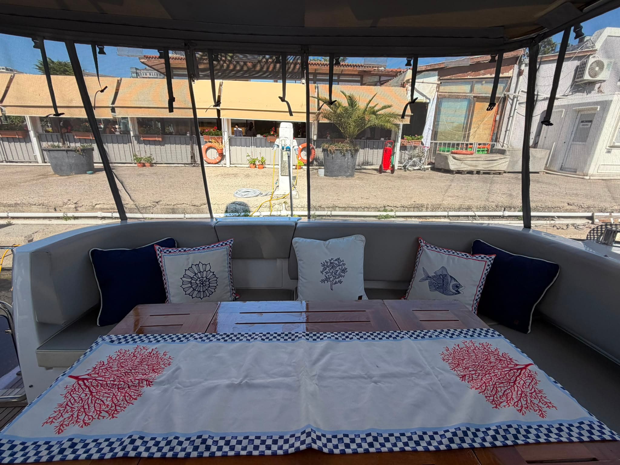 2018 Azimut Magellano 43 Fly — photo 3