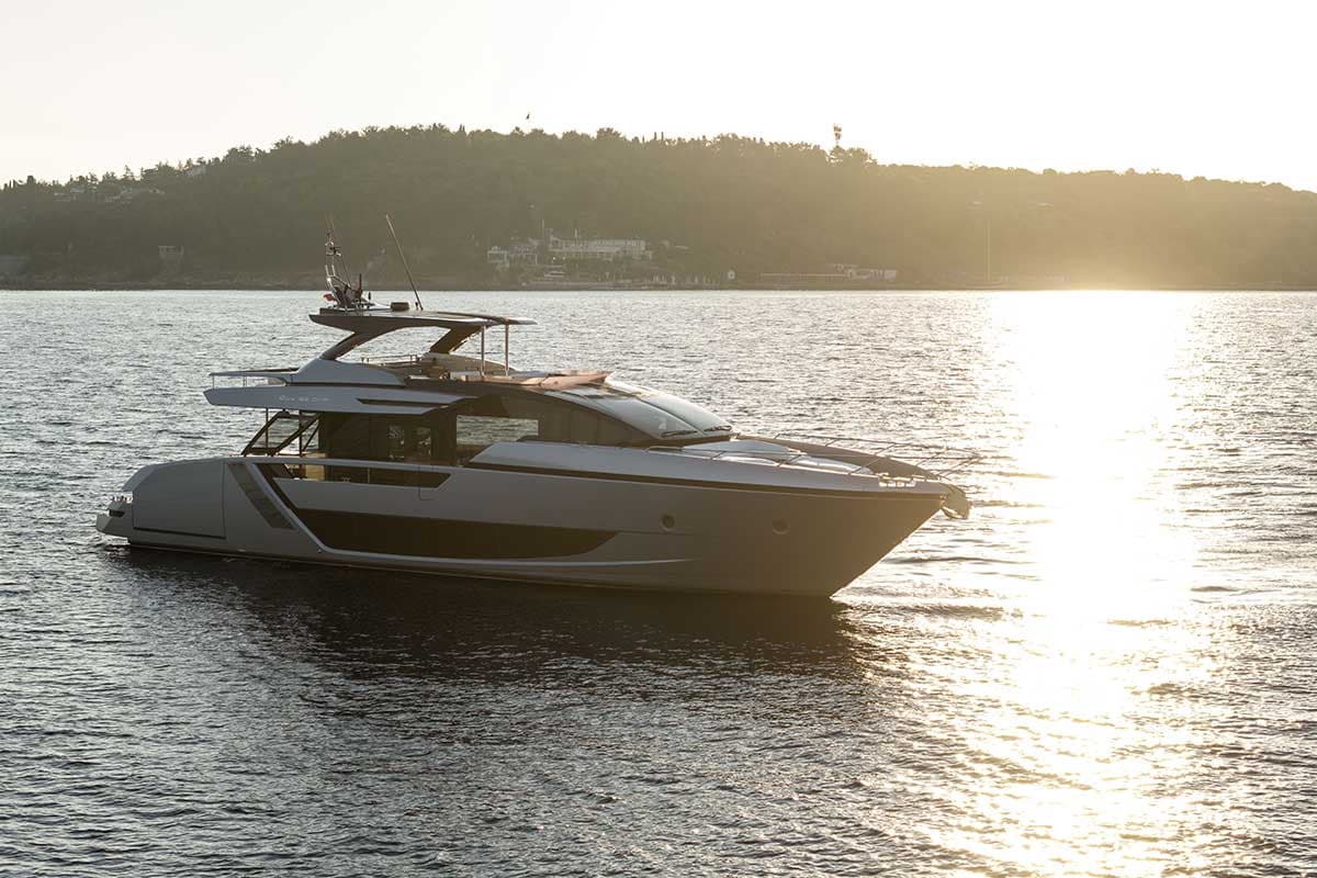 CREA — 2024 Riva 82 Diva — photo 1