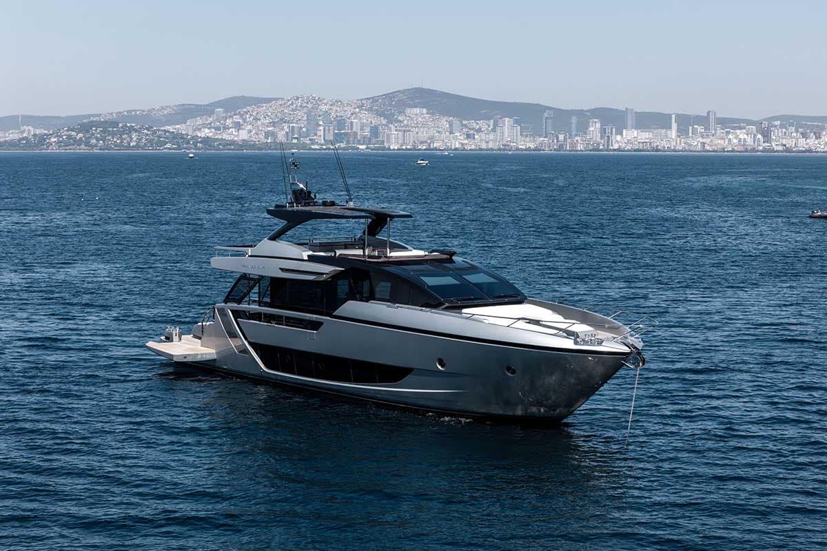 CREA — 2024 Riva 82 Diva — photo 3