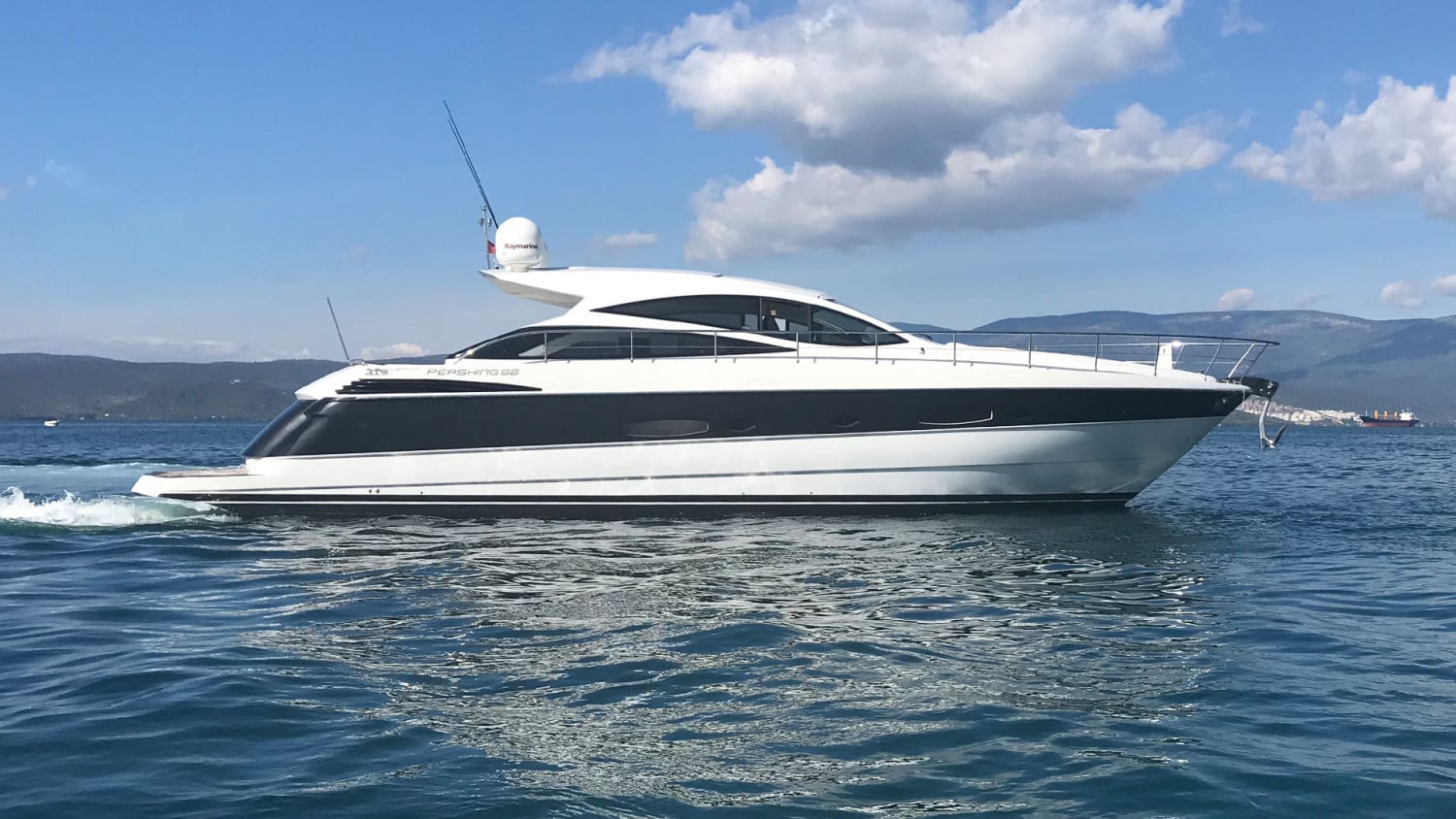 2009 Pershing 56