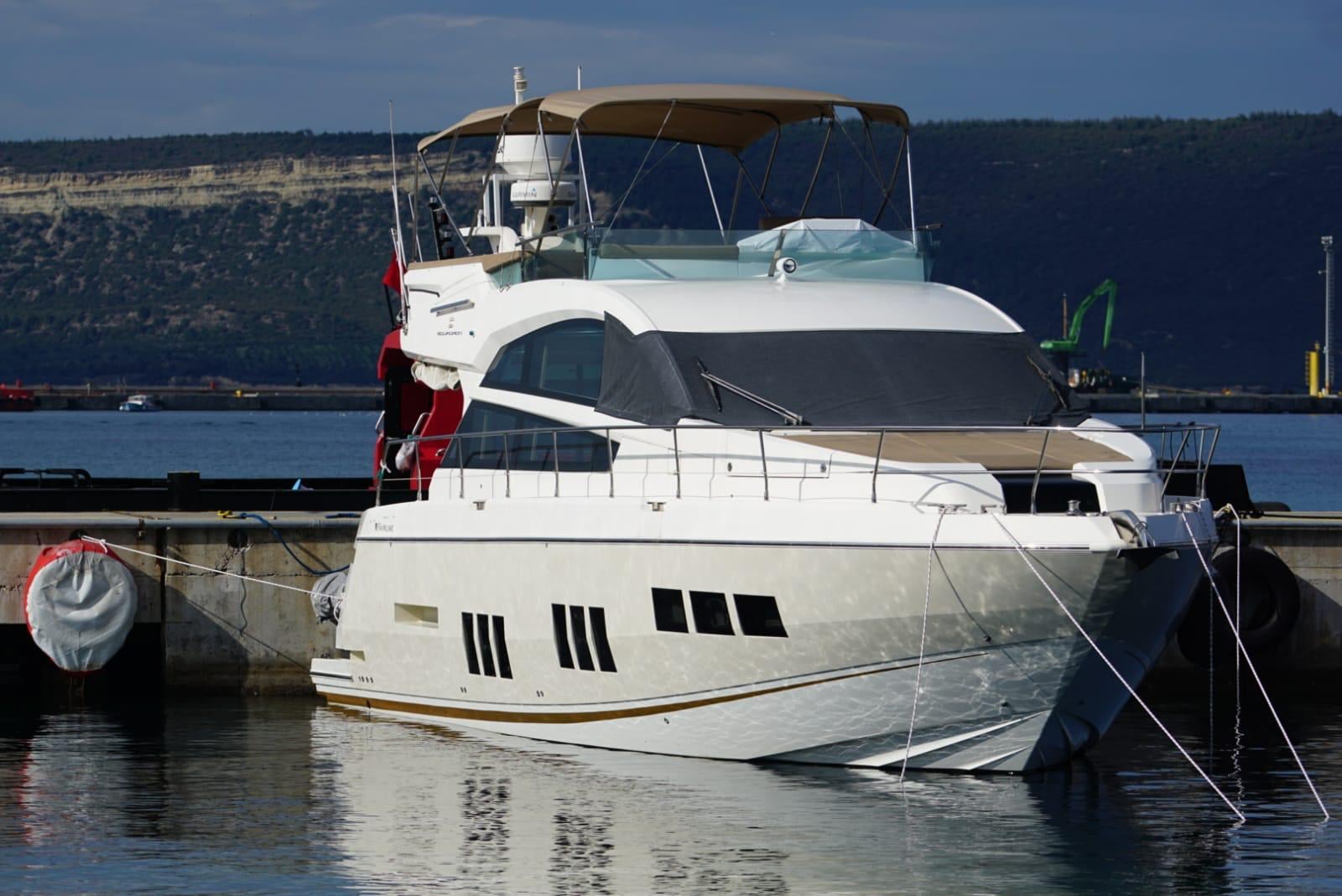 2012 Fairline Squadron 50 — fotoğraf 1