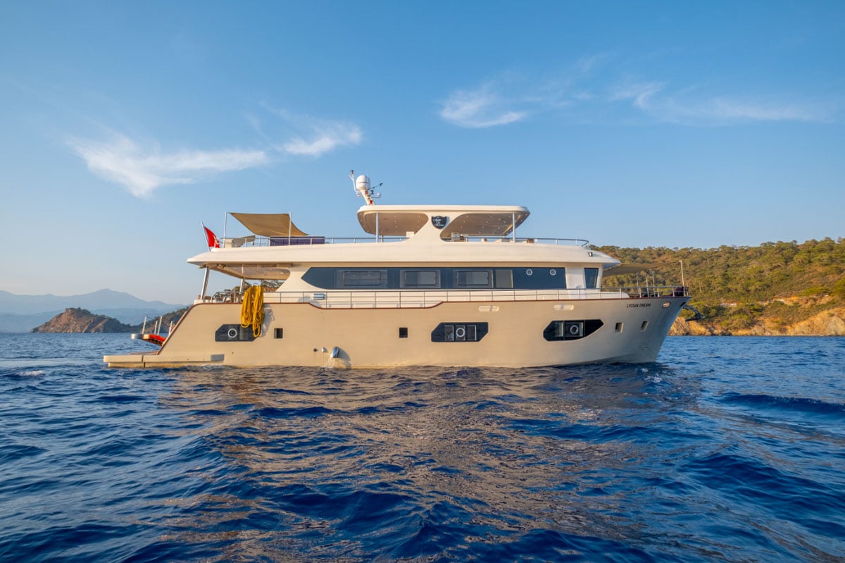 LYCIAN DREAM — 2024 Trawler