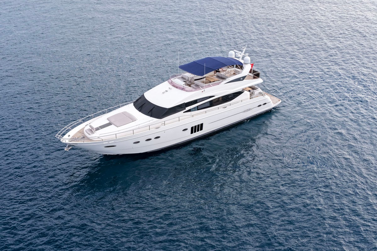 2010 Princess 78 — photo 1