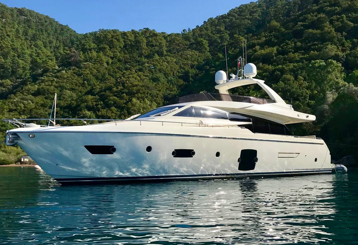BLISS — 2011 Ferretti 720