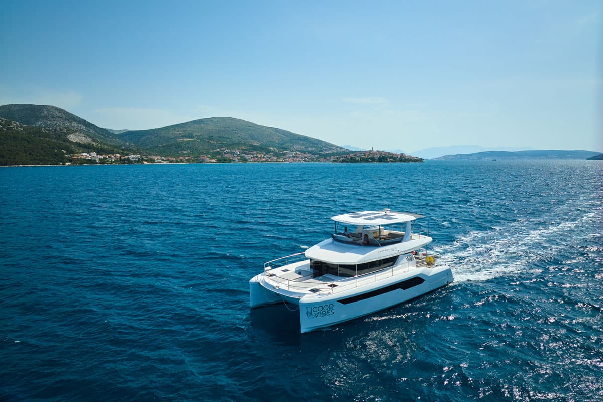 Good Vibes — 2021 Leopard 53 Powercat