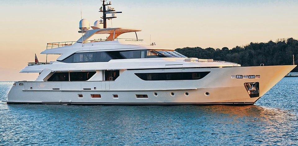 Sanlorenzo motor yacht Blue Agave sold
